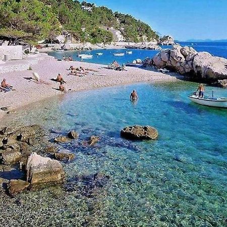 Apartments Mare - 150 M From Beach Брела Екстер'єр фото