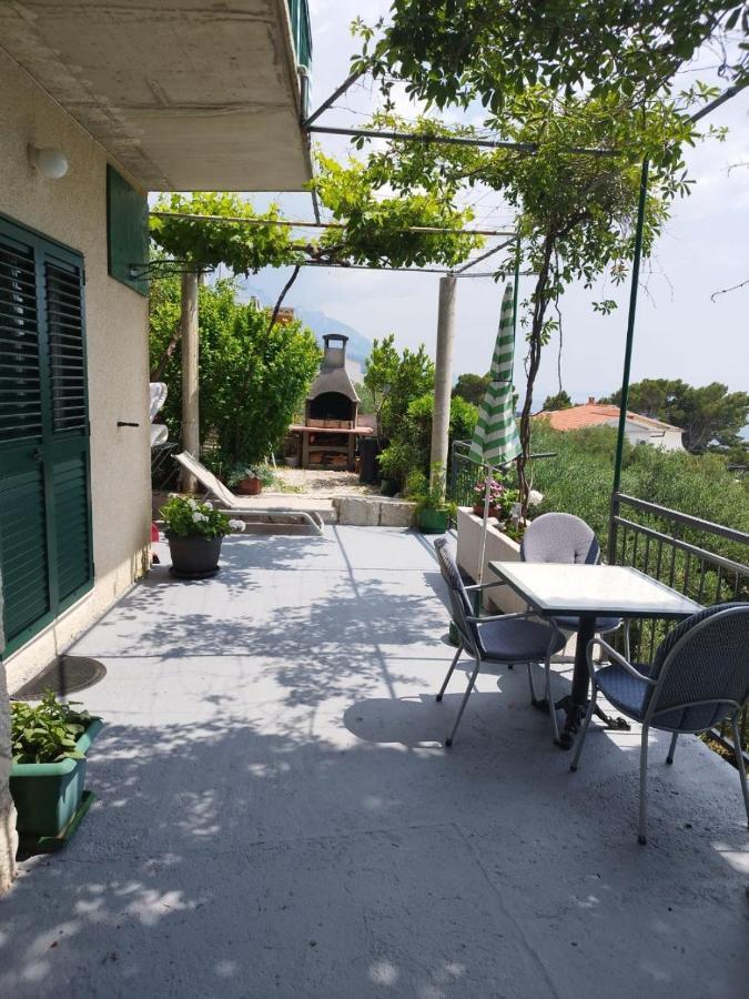 Apartments Mare - 150 M From Beach Брела Екстер'єр фото